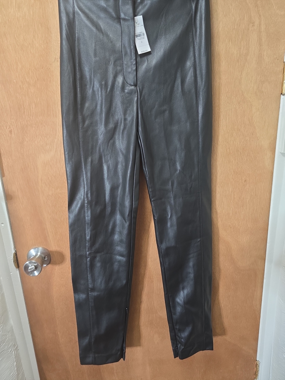 NWT Ann Taylor Faux Leather Pants Womens Size 2 Black Zip Tapered